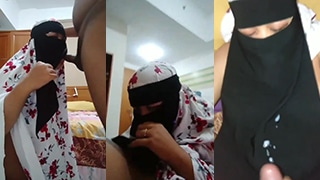 Vivi, Wanita Bertudung Yang Menggoda Dan Liar