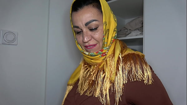 Arab Hijab Milf With A Huge Ass Getting Pounded