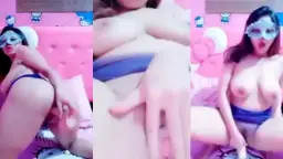 Bintang Bipis Enak Mancur, Bikin Meleleh Setiap Tetesnya, Bikin Pengin Dijilat Terus.