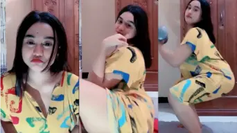 Host Berdaster Seksi Menggoda Goyang Panas