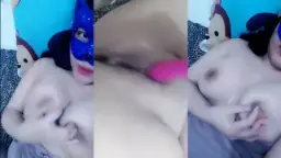 Mengepul Basah Mengocok Memek Sembur Deras
