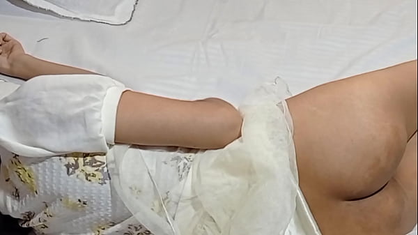 Kakak Tiri India Dan Adek Imut Main Peran, Ngentot Ganas Dengan Suara Hindi Menggairahkan – Desi Pornstar Montok