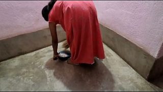 Bocah Kecil Lagi Nikmatin Istri-istri Orang India Yang Lagi Basah