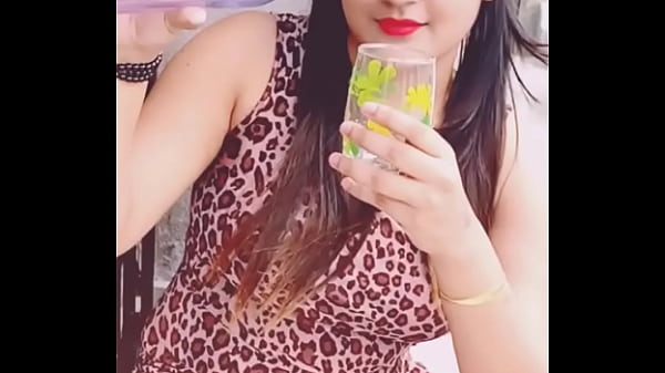 Cewek India Pose X, Siap Digoda Dan Dimainin