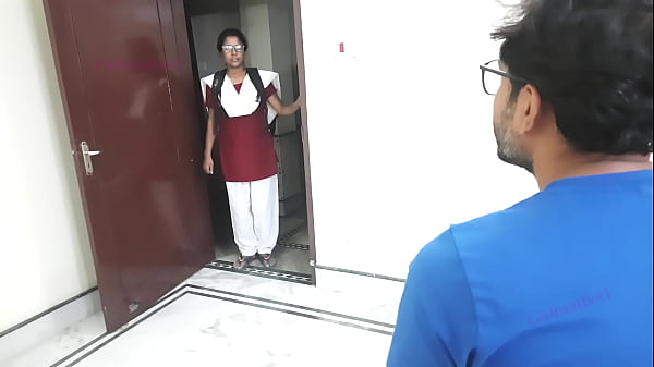 Cewek Bengali Lugu Digebuk Sama Orang Asing, Cerita Panas Hindi Yang Bikin Makin Basah