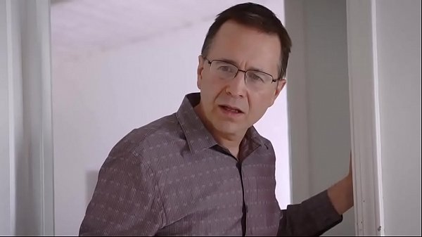 Ngentotin Mami Tiri Hot Di Hari Ulang Tahunnya