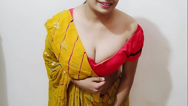 भाभी ने देवर को हाथ से खेलते पकड़ा, फिर अपने गीले छेद में उसका मोटा डंडा ले लिया (हिंदी ऑडियो)