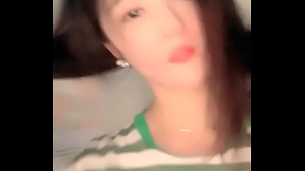 Kamera Mesum Tiongkok 1: Aksi Panas Gadis Imut