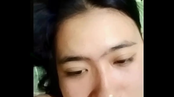 Ngemeng Video Call Sama Selingkuhan, Makin Panas Makin Basah