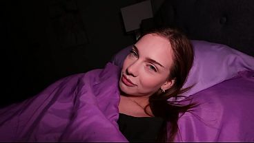Bagi Ranjang Bareng Step Sis Mungilku – Venus Vixen, Mulus Banget Bikin Greget