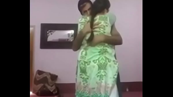 Pasangan Desi Lagi Ngewe Di Kamar Tidur, Suara Desahan Bikin Makin Greget.