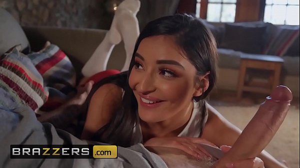 Remaja Ngentot Sama Kontol Gede – Emily Willis, Danny D – Latihan Jadi Pelacur Sempurna – Brazzers