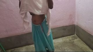 Desi Cewek Baru Super Seksi Jago Hisap Batang Besar