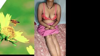 Desi Istri Rumah Tangga Seksi, Memeknya Kencang Dimainin