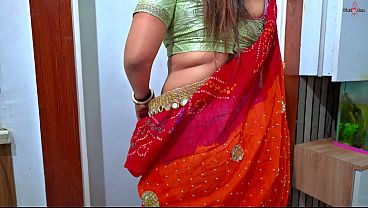 Bhabhi Desi Ghar Ki Kitchen Mein Doodhwale Ka Bill Chukane Ke Liye Uski Gaand Phaad Di, Hindi Audio Ke Saath.