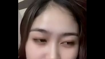 Tonton Live Cewek Indonesia, Goyangannya Bikin Makin Tegang.