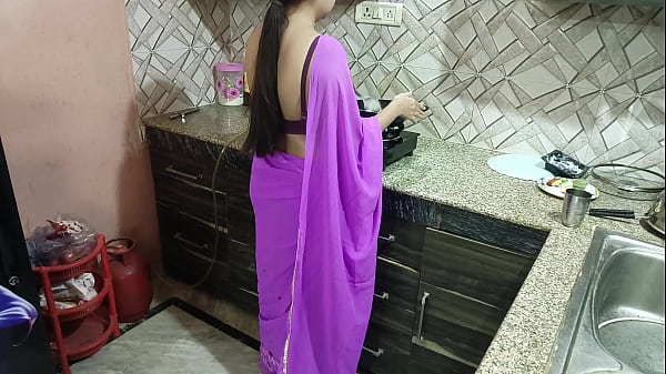 Ga Desi Indian Step Mom Karke Apne Step Son Vivek Ke Birthday Pe Gandi Baatein Karti Hai, Uski Gaand Maarne Ka Maza Lete Hue.