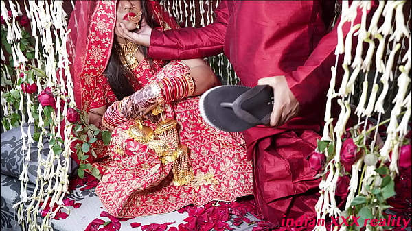 Malam Pertama Pernikahan India, Ngewe Hot Penuh Gairah Di Ranjang Pengantin.