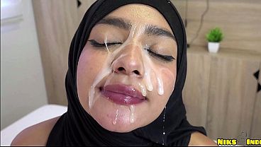 Ngentotin Cewek Hijab Muda Sampe Crot Di Dalem
