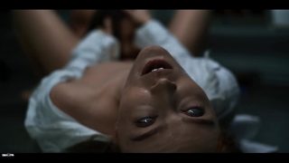 Alien Parasit Yang Ngontrol Pikiran Vs Cewek-cewek Hot