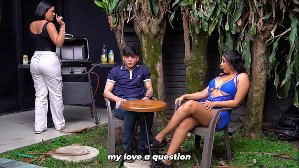 Ssst, Jangan Berisik! – Ibu Tiri Ngewe Pacar Anak Perempuannya Di Belakang – Big Jackson & Lina Henao