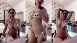 Selebgram Montok Pamer Toge Seksi Bikin Ngiler.