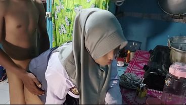 Tusuk Adik Ipar Sampe Meringis Kesakitan