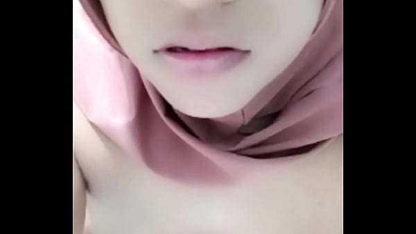 Vc-an Sama Selingkuhan Sambil Suami Gak Di Rumah, Enak Banget, Bikin Makin Liar.