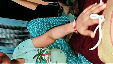Desi Bhabhi Lagi Ngewe, Memek Sempit, Suara Ngomong Hindi Jelas, Moan Orgasme—bhabhi Naik Kontol Gede.