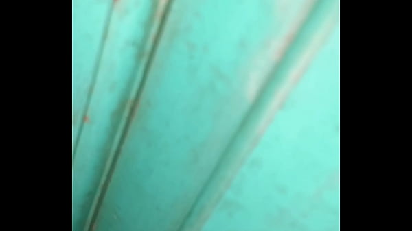 Ngintip Istri Tetangga Kost Yang Sengaja Buka Pintu Pas Suaminya Pergi, Akhirnya Diajak Main Kontol.