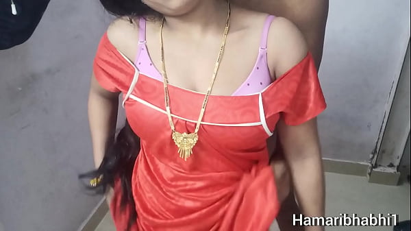 Ngentot Hot Bhabhi Sama Devar, Ngomong Hindi Sambil Mainin Kontol. Video Bikin Muncrat.