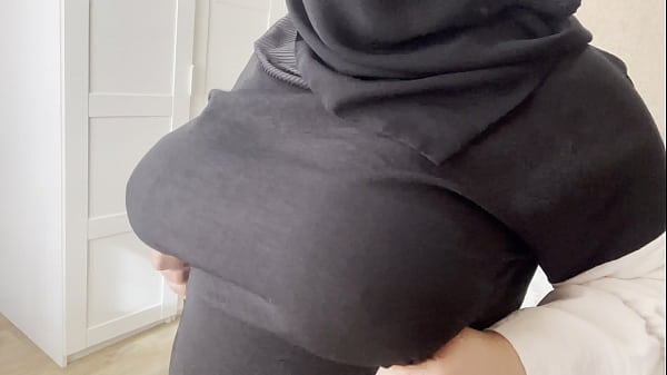 Teman Punya Istri Arab, Dia Buka-buka Dadanya Buat Lihatin