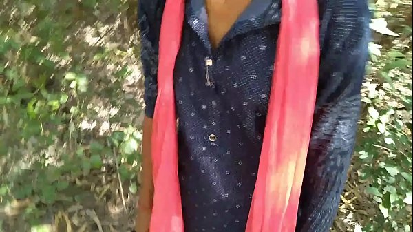 Desi Cewek Ngewe Di Luar, Pacar Digenjot Habis-habisan Gaya Doggy Keras