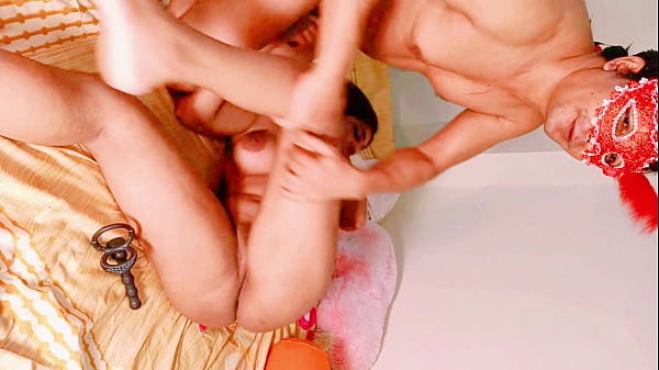 Kakak Tiri Sama Adik Tiri Ngewe Pertama Kali, Keras Banget, Bikin Basah Semua