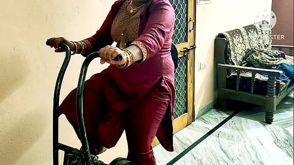 Bikin Desi Bhabhi India Ngewe Sama Cowok Gym, Gregetan Banget