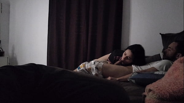Tia Gatel Sengaja Atur Biar Bisa Berbagi Sofa Sama Ponakan, Sambil Gerakan Nakal Mulai Merayap.