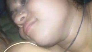 Aunty India Utara Ngewe Sambil Ngenyot Kontol, Bikin Basah Makin Nafsu