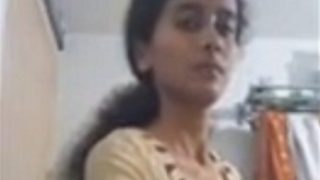 Tonton Video Mandi Sendiri Si Desi Seksi Tubuh Ramping Basah Kuyup Bikin Ngiler