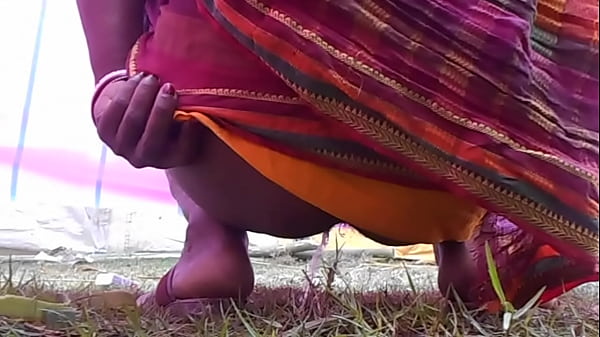 Desi Bulu Lebat Memek Ngocok Air Kencing