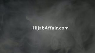 Hr Cewek Arab Digebukin Bareng-bareng Sama Temen Kantor, Sampe Njerit-njerit Keenakan.