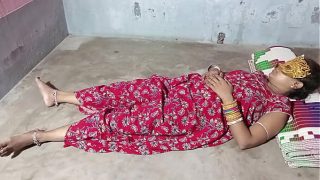Adik Kecil Yang Lagi Tidur, Langsung Digenjot Tanpa Sadar