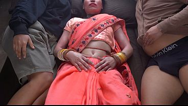 Ngentot Sama Mama Tiri Dan Anak Tiri India Sendirian, Desi Panas Abis