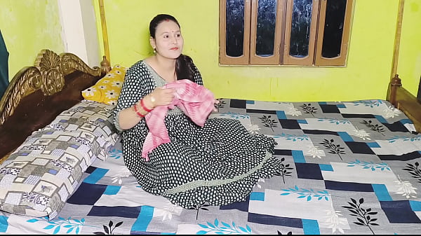 Desi Emak-emak Sange Ngewe Sama Anak Tiri Penuh Energi Liar
