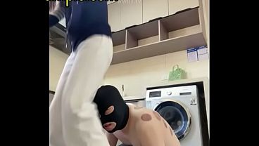 Cewek China Ngeselin, Lo Mau Jadi Anjingnya?
