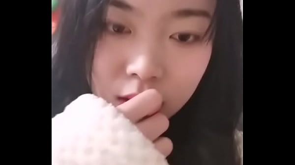 Cewek China Manis Banget, Bikin Ngiler Pengen Gigit-gigit.