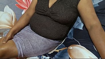 Sialan, Ibu Tiri Asia Lagi Liburan, Bikin Nafsu Menggila