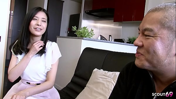 Cewek Abg Jepang Digodain Bapak-bapak Tua Sampai Ngentot Dan Dikocokin Dalem Di Film Jav Tanpa Sensor