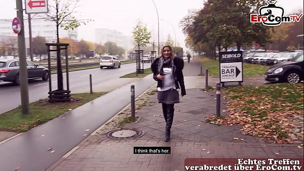 Gadis Turki Jerman Diangkut Paksa Untuk Kencan Seks Liar Di Pinggir Jalan.